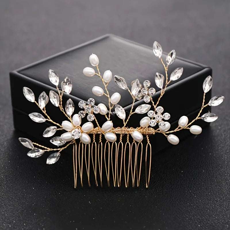 Perlenblatt-Haarkamm