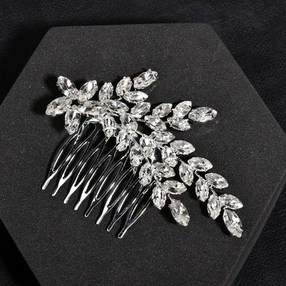 Einfacher Haarkamm mit Strass
