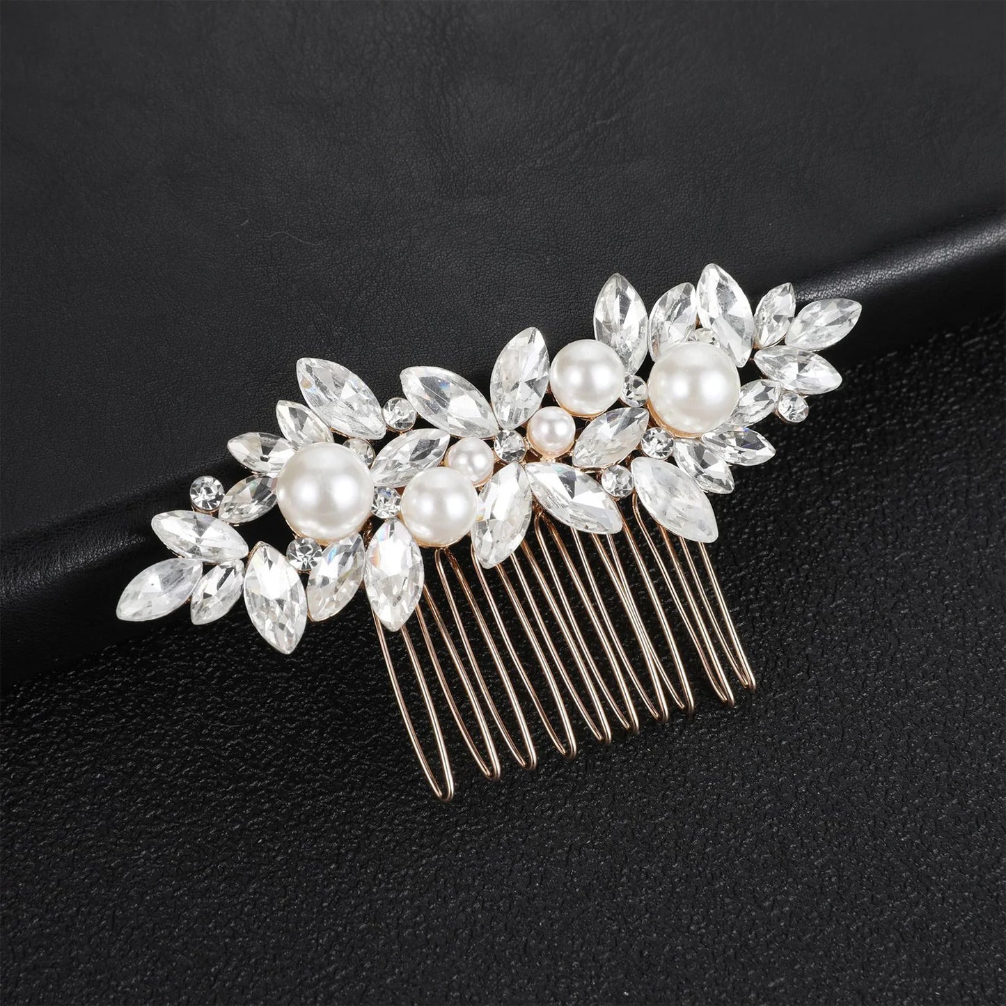 Einfacher Haarkamm mit Strass