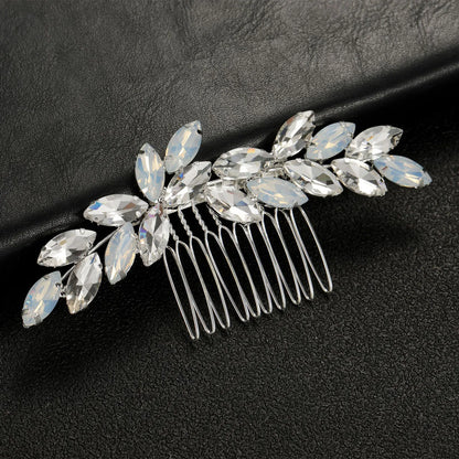 Einfacher Haarkamm mit Strass