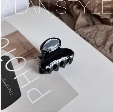 Herzförmige Mini-Acetatklammer